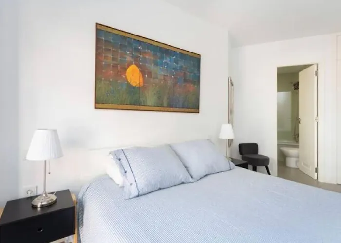 Modern Seafront Flat With A Private Garage Apartamento *